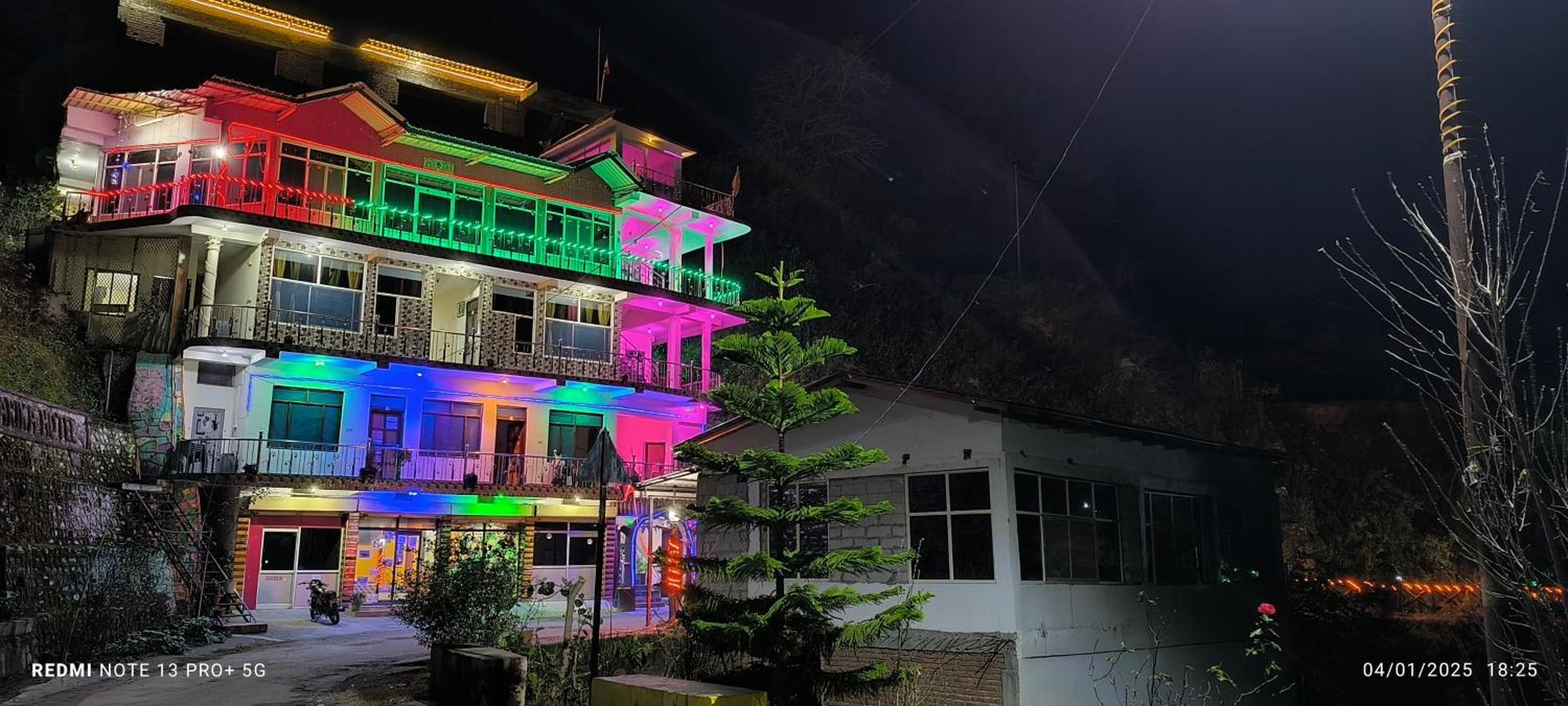 Dwarika Hotel Dwarahat Exterior photo