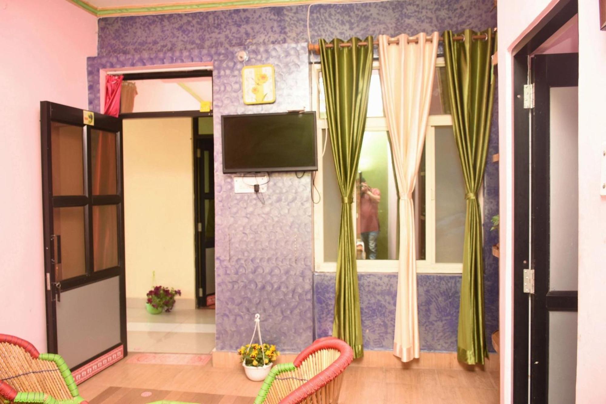 Dwarika Hotel Dwarahat Exterior photo
